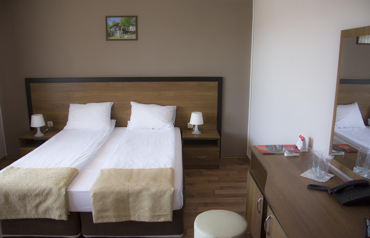 Spa Hotel Ivelia Dubnitsa المظهر الخارجي الصورة